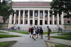 Siswa SMP-SMA Ingin Rasakan Kuliah Kedokteran di Harvard? Daftar Program Ini