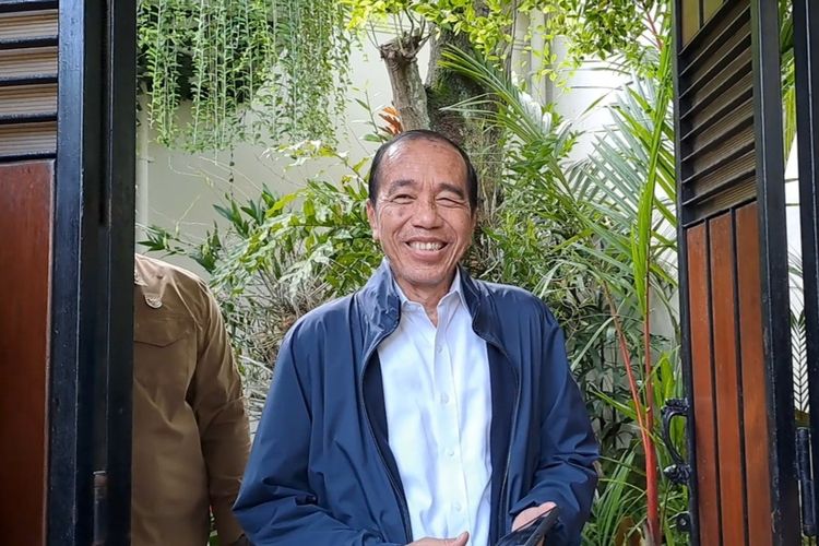 Jokowi Sentil Roy Suryo soal Ijazah: UGM, Bareskrim, dan KPU Kok Enggak Dipercaya?