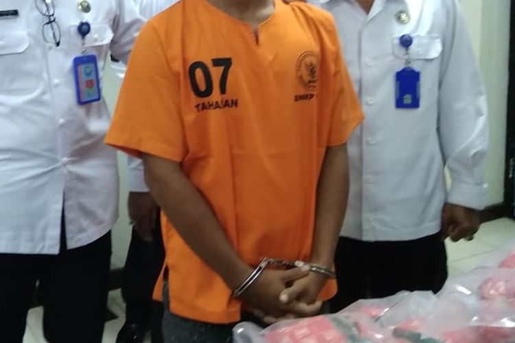 Pelaku menyimpan 29,1 Kilogram ganja diamankan BNNP Bali.