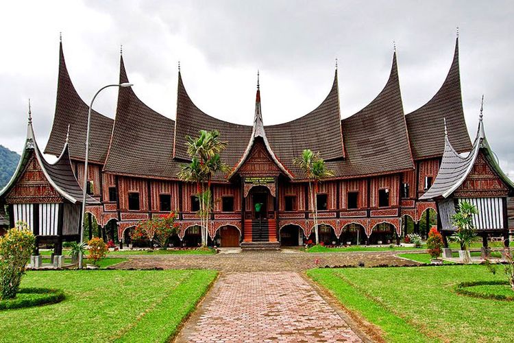 Rumah Adat Minangkabau