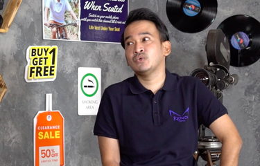 Pembawa acara Ruben Onsu berbincang dengan Eko Patrio di kanal YouTube Sikopat Channel.