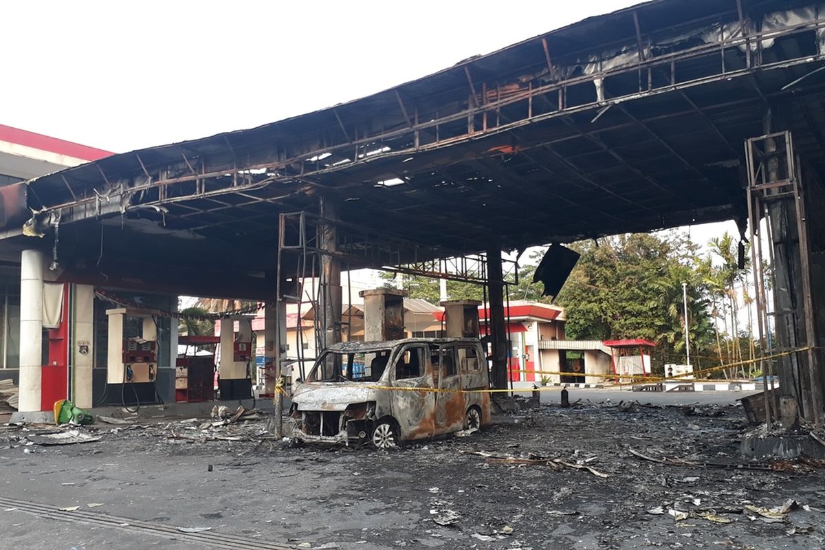 Pom Bensin di Jalan Pagelarang, Cipayung, Jakarts Timur, yang terbakar, Jumat (11/10/2019).