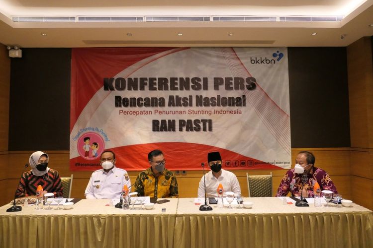 BKKBN saat menggelar sosialisasi Rencana Aksi Nasional Percepatan Penurunan Stunting Indonesia (RAN PASTI) di Hotel Vasa, Surabaya, Rabu (2/3/2022).