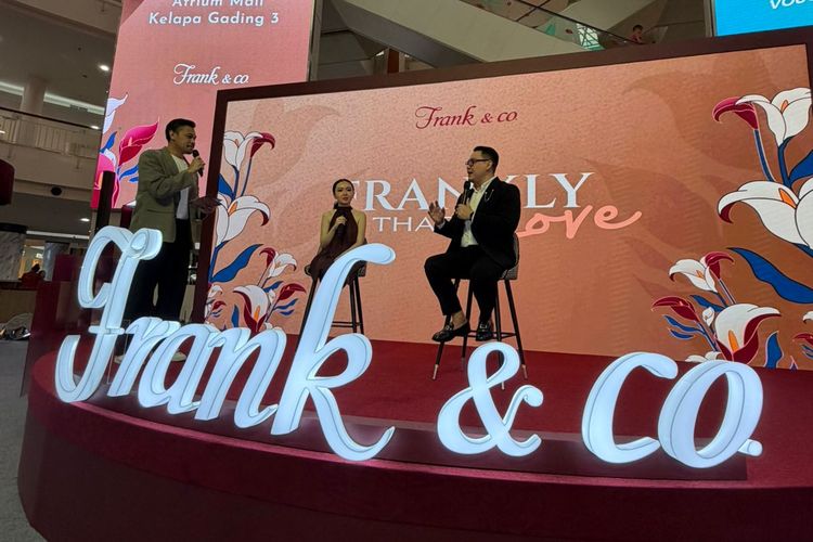Kolaborasi dengan Monica Ivena, Frank & co. Luncurkan Love Poetry Promise Ring