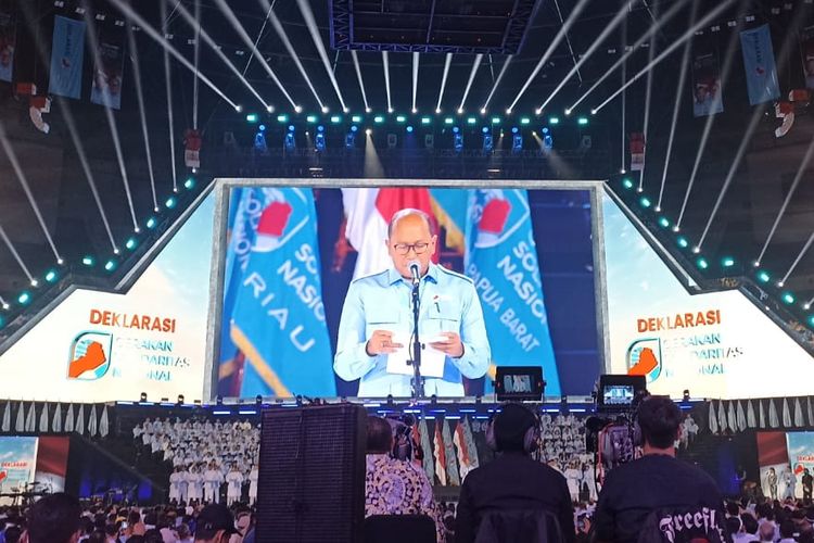 Ribuan Anggota Gerakan Solidaritas Nasional Bacakan Ikrar di Depan Prabowo, Ini Isinya