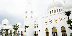 Waskita telah membangun dan merenovasi Masjid Istiqlal di Jakarta, Baiturrahman di Aceh, Sheikh Zayed di Solo, Baiturrahman di Semarang, serta Al-Akbar Surabaya. Kelima masjid tersebutmampu menampung hingga 200.000 jemaah .