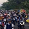 Mudik Idul Adha, Sepeda Motor Menumpuk di Pintu Masuk Jembatan Suramadu Sisi Surabaya