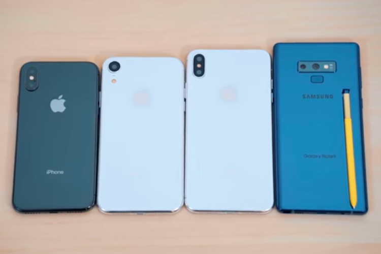 Perbandingan dummy iPhone edisi 2018 dengan Galaxy Note 9 dalam video MacRumors. 