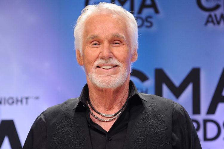 Ikon musik Country Kenny Rogers meninggal dunia dalam usia 81 tahun pada Sabtu (21/3/2020)