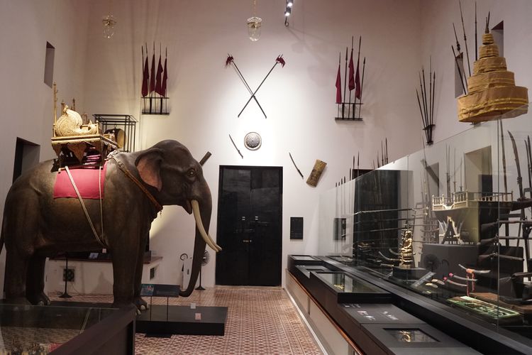Gajah perang di Museum Nasional Bangkok, Thailand.