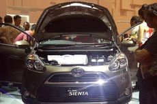 Apa Komentar Pengunjung IIMS Tentang Toyota Sienta