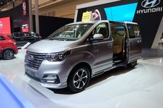 Penyegaran Hyundai H-1 dan Santa Fe Meluncur di GIIAS 2019