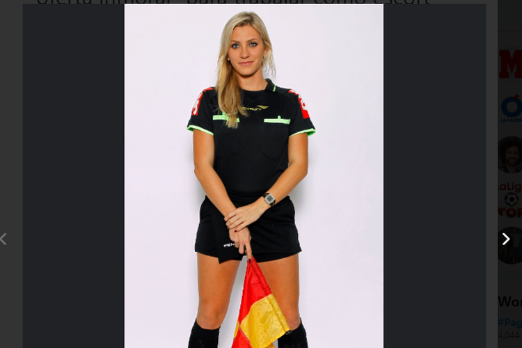 Mantan wasit wanita asal Brasil, Fernanda Colombo.