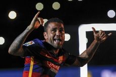 Dani Alves Resmi Tinggalkan Barcelona