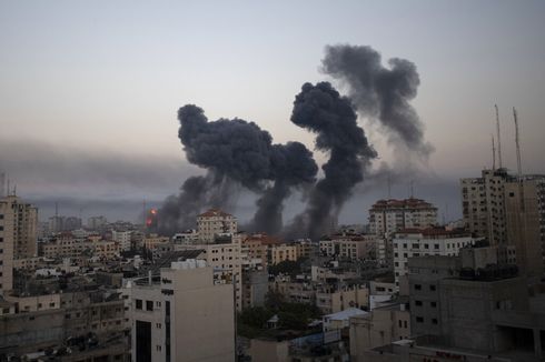 Serangan Udara Israel Bunuh 10 Orang dari Keluarga yang Sama