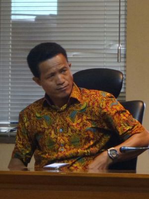 Peneliti Forum Masyarakat Peduli Parlemen Indonesia (Formappi) Lucius Karus di Kompleks Parlemen, Senayan, Jakarta, Senin (3/4/2017). 