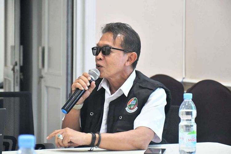 Dari Balik Layar Kamera hingga ke Mikrofon Berita: Kiprah Yan Sopian, Usia Hanyalah Angka