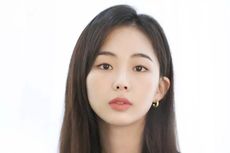 Geum Sae Rok Tanda Tangan Kontrak dengan Agensi Song Joong Ki