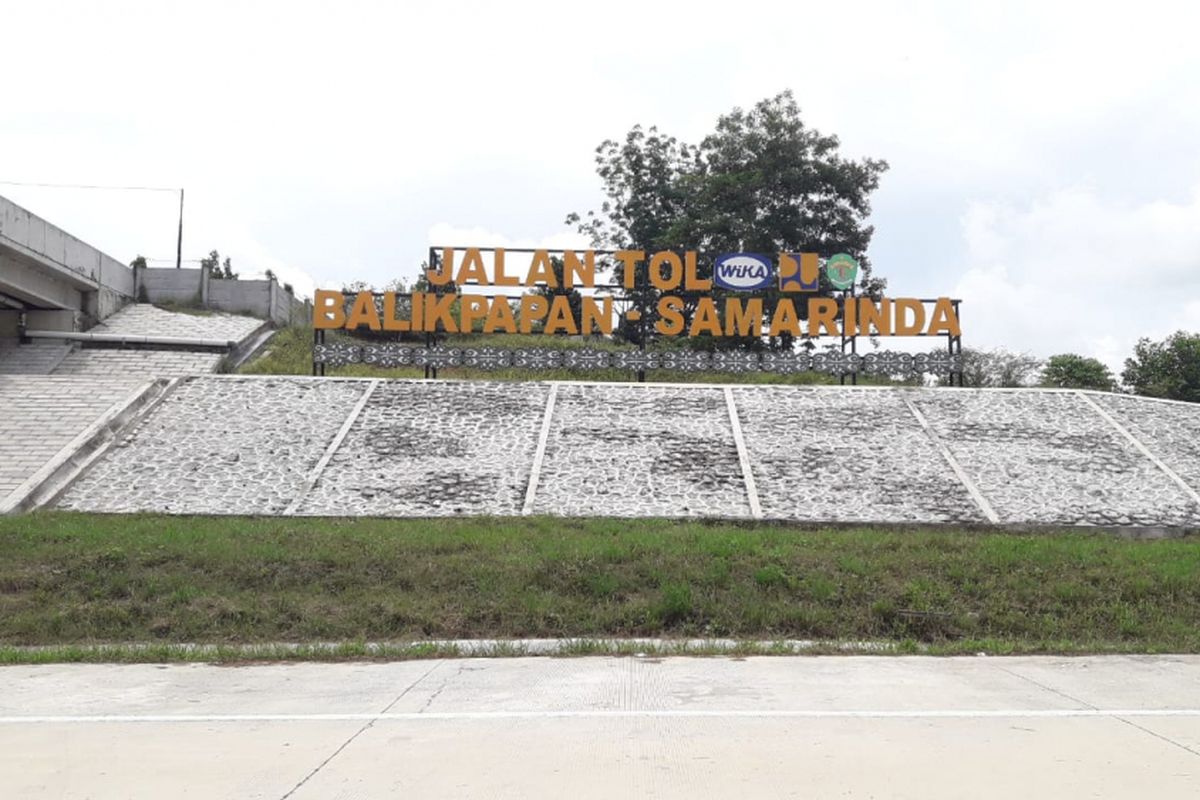 Progres Jalan Tol Balikpapan-Samarinda sepanjang 99,3 kilometer per Jumat (7/9/2018).