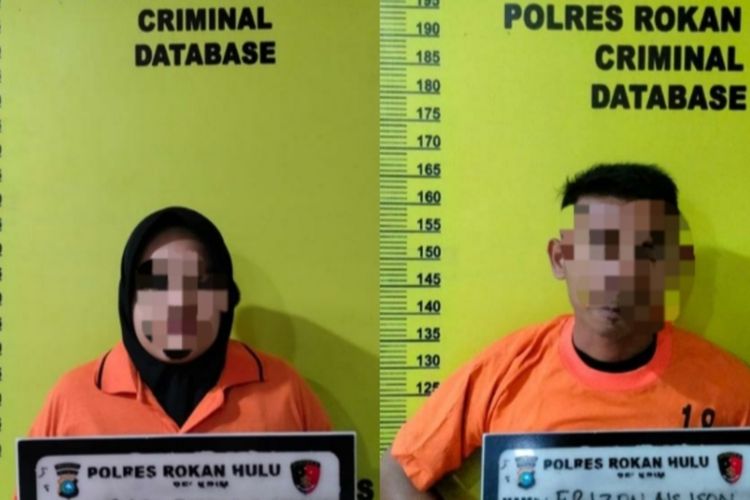 EO dan SFL, pasangan kekasih yang membuang bayi hasil hubungan gelap saat diamankan di Polres Rokan Hulu, Riau, Selasa (7/2/2023).