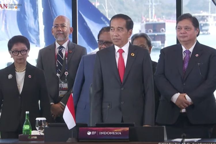 Presiden Joko Widodo saat membuka KTT ke-42 ASEAN di Hotel Meruorah, Labuan Bajo, NTT, Rabu (10/5/2023).
