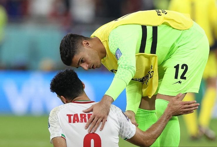 Kiper Iran Pakai Hadiah Piala Dunia 2022 untuk Bebaskan 20 Tahanan