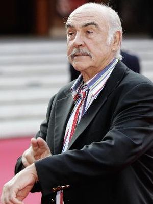 Aktor Sean Connery menghadiri pemutaran perdana film The Bowler and the Bonnet pada hari pertama Festival Film Roma (Festa Internazionalel di Roma) pada 13 Oktober 2006 di Roma, Italia.