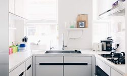 Dapur Mungil Jangan Dibikin Sumpek, Coba 5 Trik Ini 