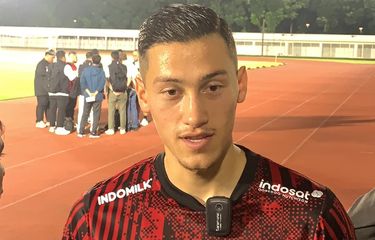 Indonesia Vs Vietnam: Jay Idzes Adaptasi Cuaca, Anggap Marc Klok ...