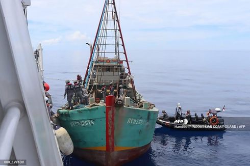 TNI AL Tangkap Kapal Asing Berbendera Taiwan di Laut Natura Utara