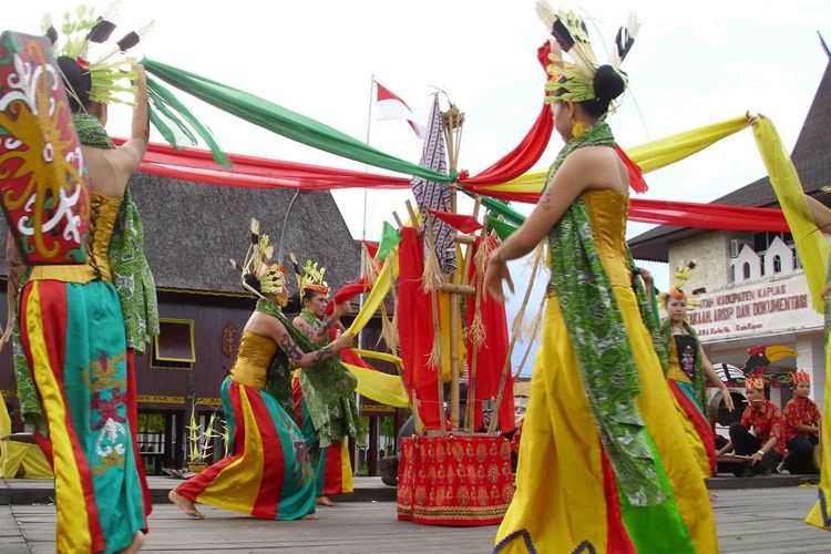 Tari Masanai Asal Kalimantan Tengah