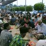 Berbuka Puasa di Masjid Ridwanul Bahri Manokwari, Pengurus Sediakan Ratusan Paket Makanan
