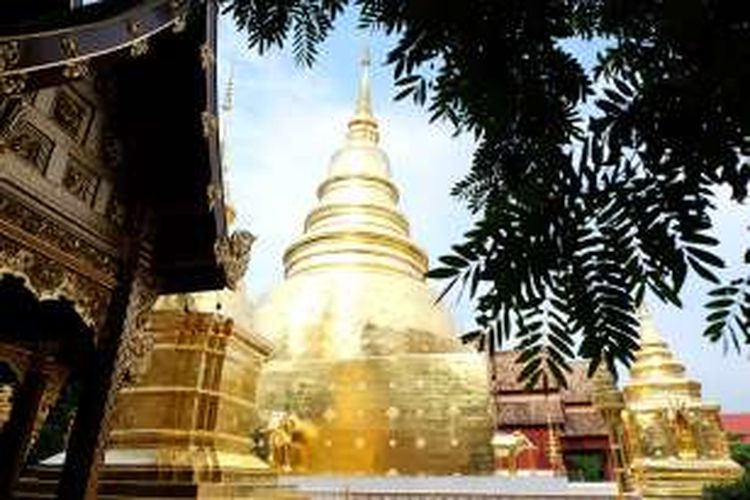 Wat Phra Singh, salah satu kuil tertua di Chiang Mai, Thailand,