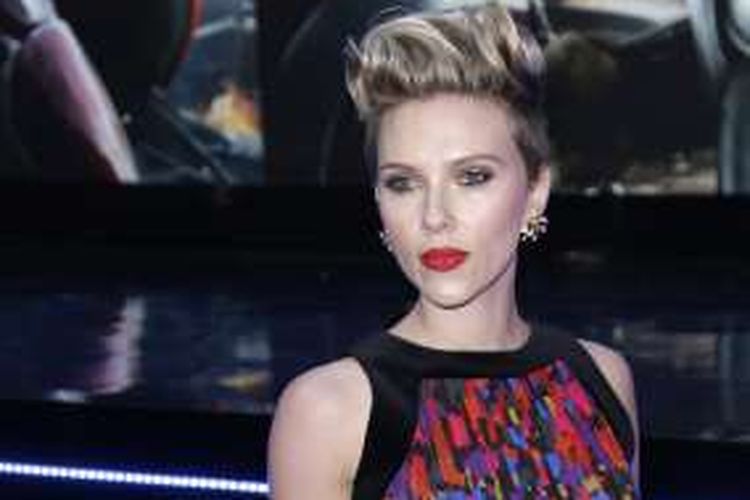 Scarlett Johansson menghadiri pemutaran perdana film The Avengers: Age of Ultron di London, Inggris, pada 21 April 2015.