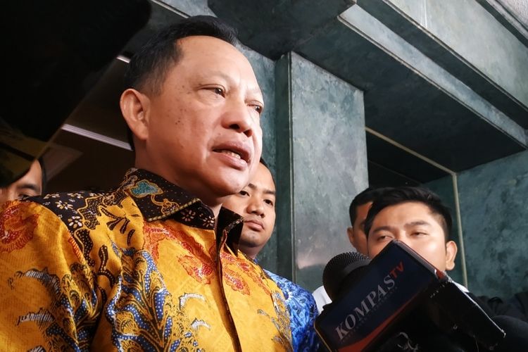 Mendagri Tito Karnavian memberikan keterangan di Kantor Kemendagri, Jakarta Pusat, Jumat (17/1/2020).