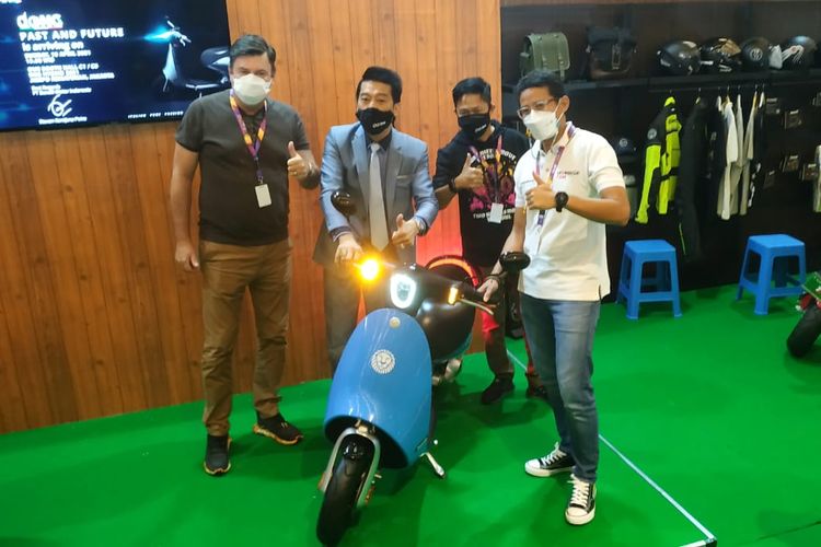 Peluncuran dua motor Benelli di IIMS Hybrid Peluncuran dua motor baru disaksikan Menteri Pariwisata dan Ekonomi Kreatif, Sandiaga Uno.