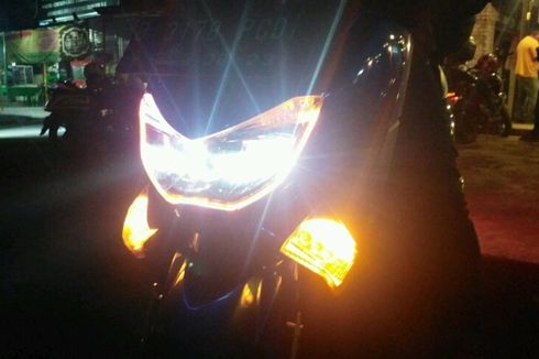 Pentingkah Lampu Hazard pada Sepeda Motor?