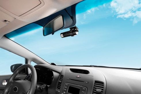 Pasang Dashcam di Mobil Bisa Tingkatkan Keamanan Saat Berkendara