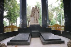 Makam Megah di Petamburan, Tanda Cinta Istri untuk Suami 