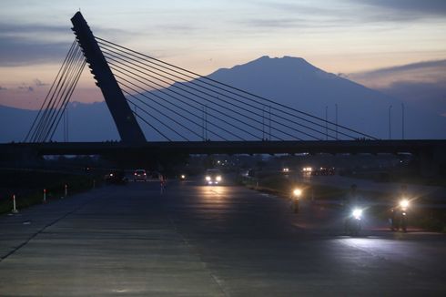 Senin Ini, Pemudik Bisa Melintasi Tol Solo-Kertosono