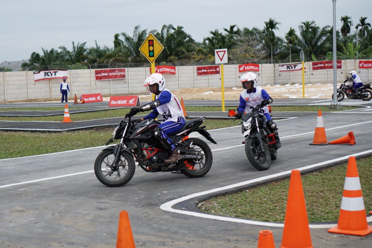 Kompetisi Astra Honda Safety Instructor dilaksanakan di Pekanbaru, Riau,