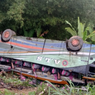 Menghindari Motor, Bus ALS Terguling hingga Masuk Jurang