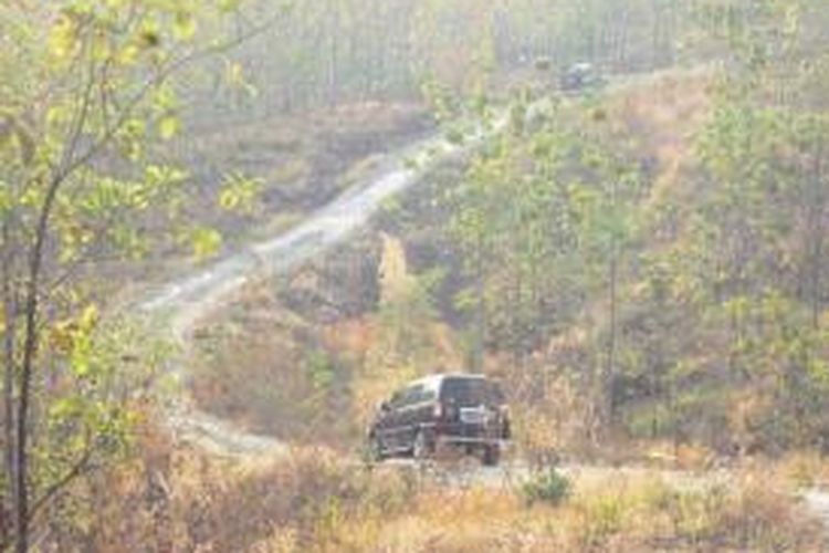 Jalan menuju dusun Gajah Dawung, desa Candirejo, Kecamaran Pringapus, Kabupaten Semarang