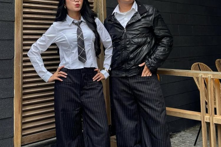 Motif garis selalu jadi andalan. Ini 6 rekomendasi celana stripe brand lokal yang nyaman, stylish, dan cocok dipakai harian hingga ke kantor.