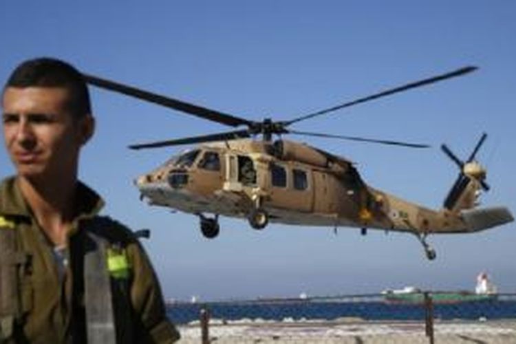 Helikopter Israel menembakkan dua misil terhadap kendaraan Hezbollah di Suriah, menewaskan 7 orang