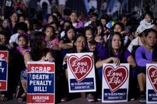 Aksi Terbesar Melawan Duterte, Ribuan Umat Katolik Kumpul sejak Fajar