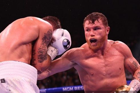 Kata Pertama Canelo Alvarez Usai Jadi Juara Dunia Tinju Tak Terbantahkan