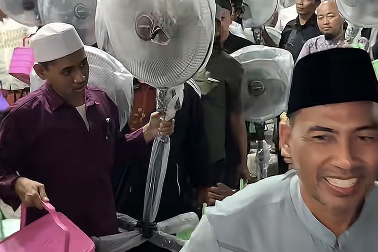 Viral Tasyakuran di Lamongan, Warga yang Hadir Pulang Bawa Kipas Angin