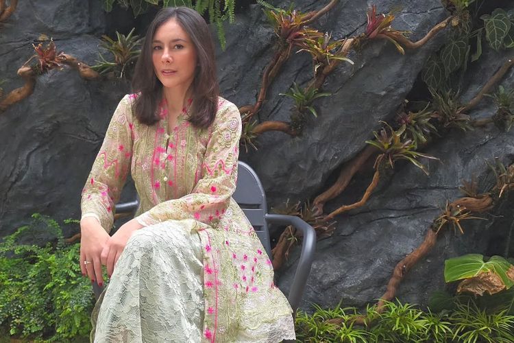 Style Wulan Guritno Usai Prosedur Estetika