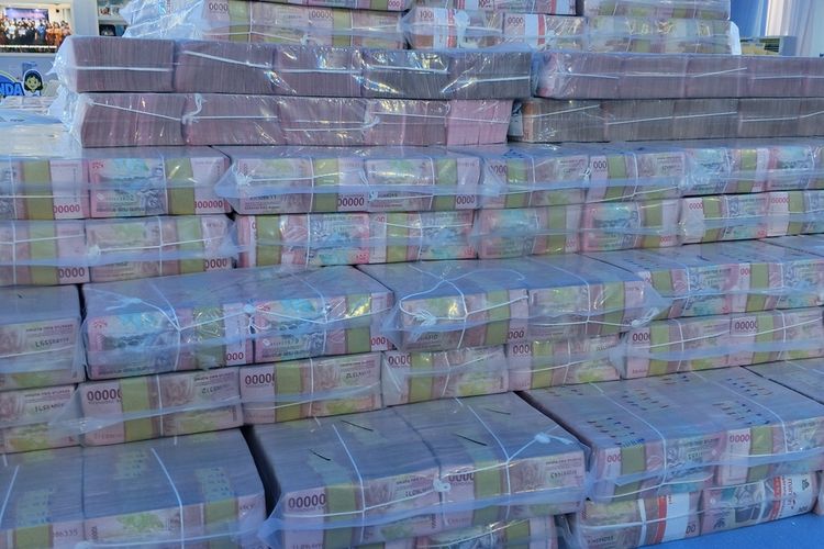 Penampakan Uang Rp 165 Miliar Hasil Sitaan TPPU Narkotika BNN, Ditumpuk Berbentuk Piramida